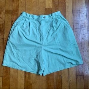 Vintage high rise shorts